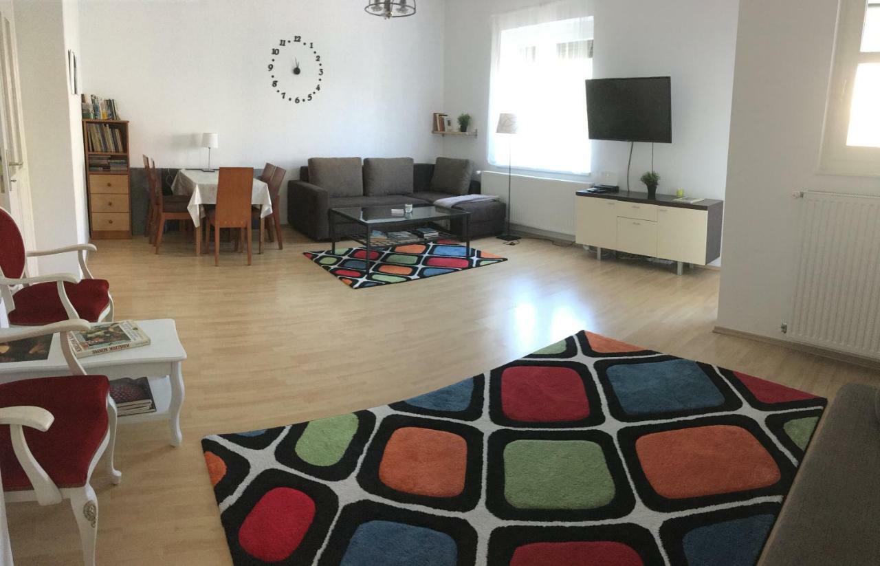 קסזטלי Comfort Apartment מראה חיצוני תמונה