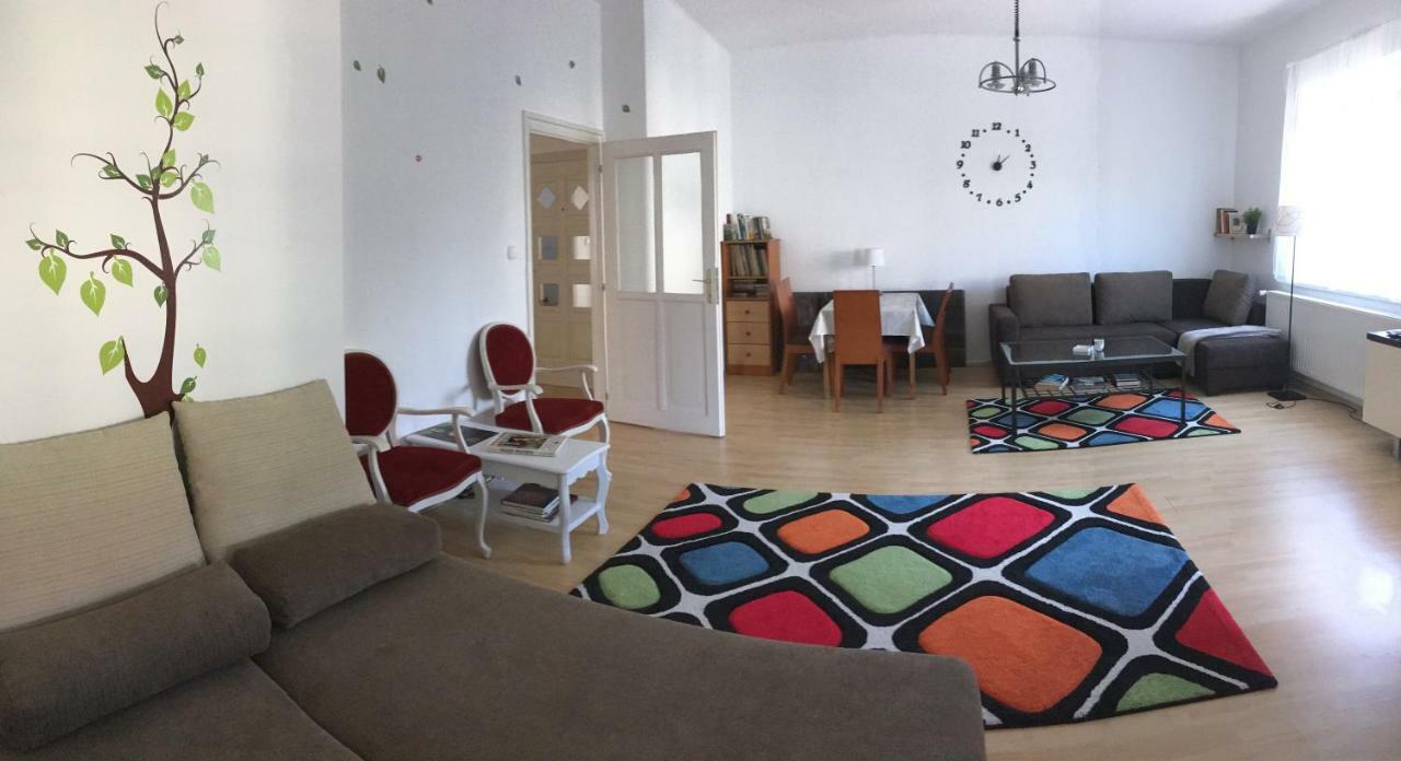 קסזטלי Comfort Apartment מראה חיצוני תמונה